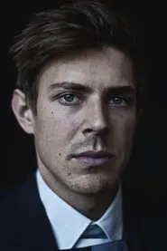 Chris Lowell